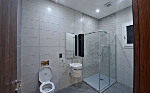 Empire Court Ultra Luxury 3 & 4 Bedroom Apartments And Penthouse With 2 Bq