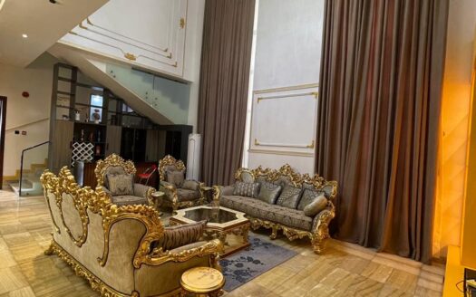 Fully Furnished 5 Bedroom Duplex