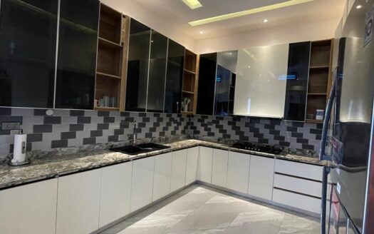 Fully Furnished 5 Bedroom Duplex