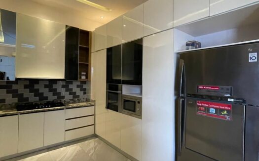 Fully Furnished 5 Bedroom Duplex