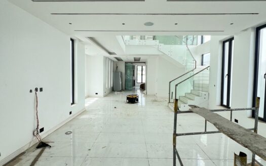 5 Bedroom Detached House For Sale In Osapa