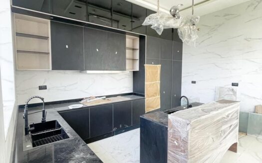 5 Bedroom Detached Luxury House