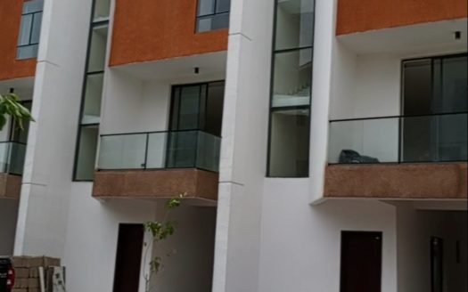 Luxury 4 Bedroom Terrace House