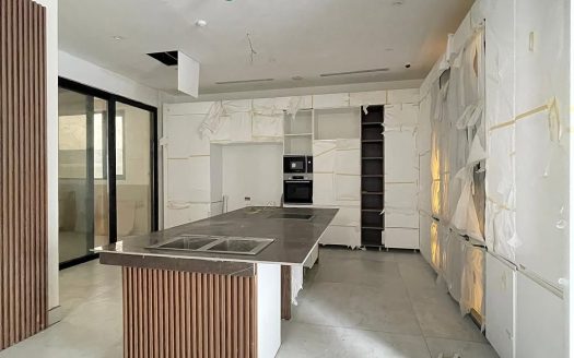 5 Bedroom Fully Detached Duplex