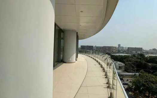 Luxury High-rise 4 Bedroom Apartment With 2Bq On The 21st Floor For Rent.