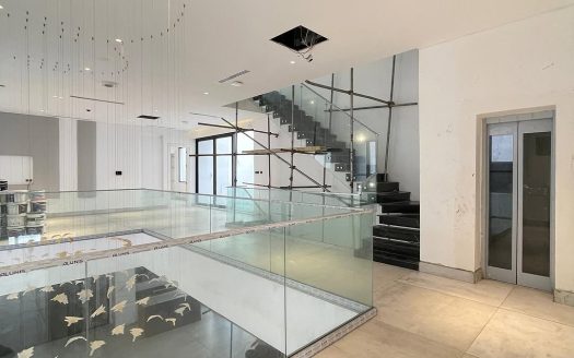 5 Bedroom Fully Detached Duplex