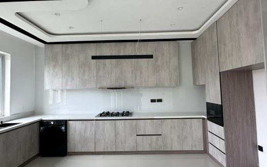 Luxury 2 Bedroom Apartment