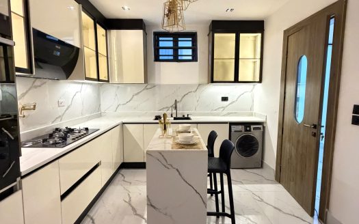 Luxury 2 Bedroom Apartment