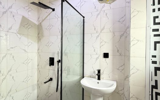 Luxury 2 Bedroom Apartment