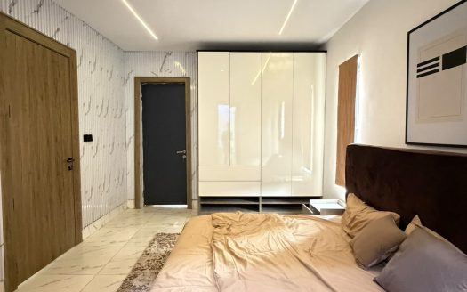Luxury 2 Bedroom Apartment