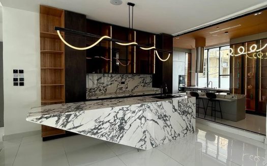 CONTEMPORARY 5-BEDROOM FULLY DETACHED HOME — OSAPA, LEKKI