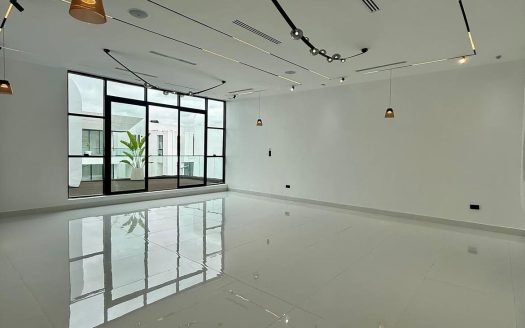 CONTEMPORARY 5-BEDROOM FULLY DETACHED HOME — OSAPA, LEKKI