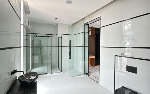 Luxurious 6 Bedroom Fully Detached Duplex with BQ, Swimming pool, Cinema, Gym room, Elevator and Rooftop terrace